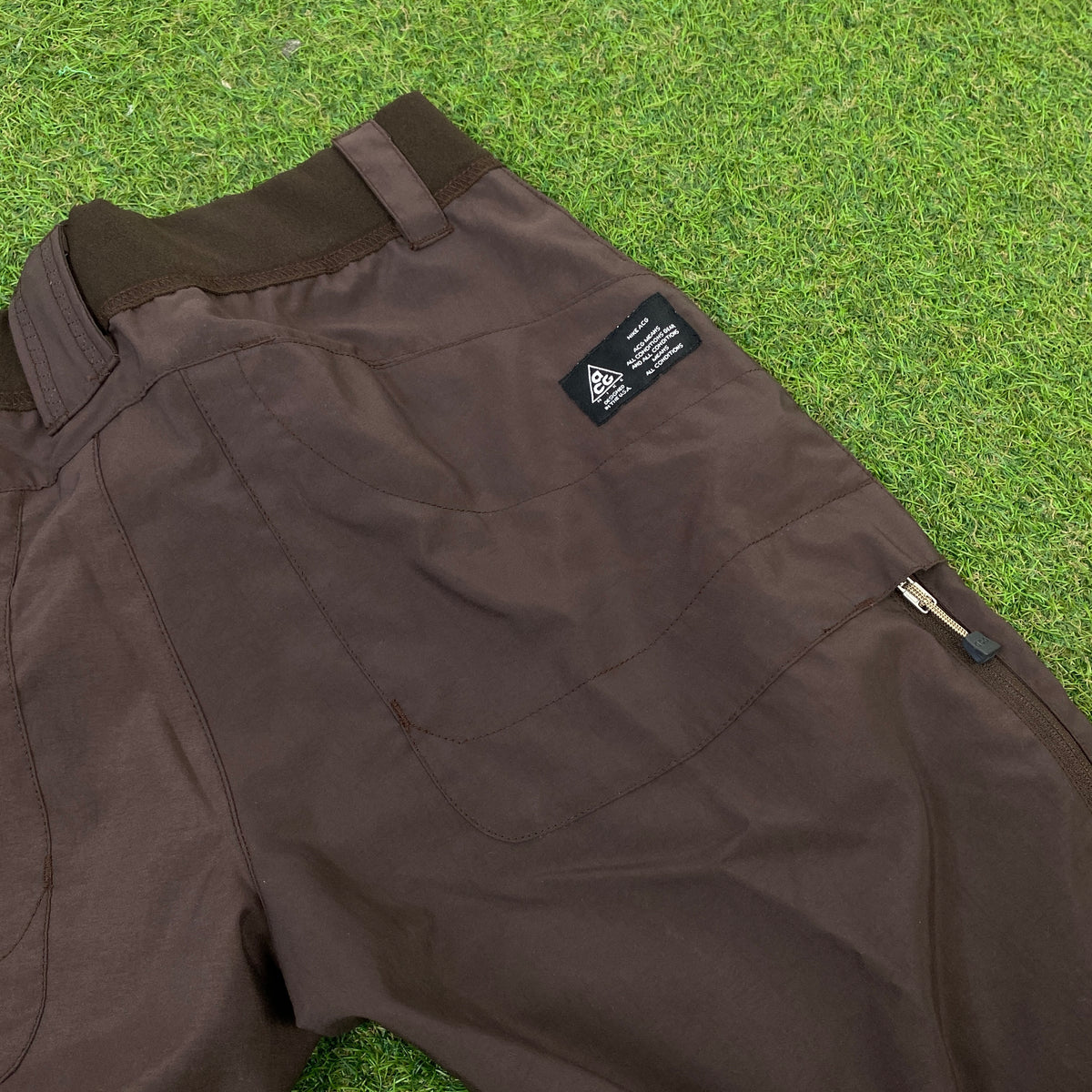 00s Nike ACG Zip Off Cargo Trousers Joggers Brown Small – Clout