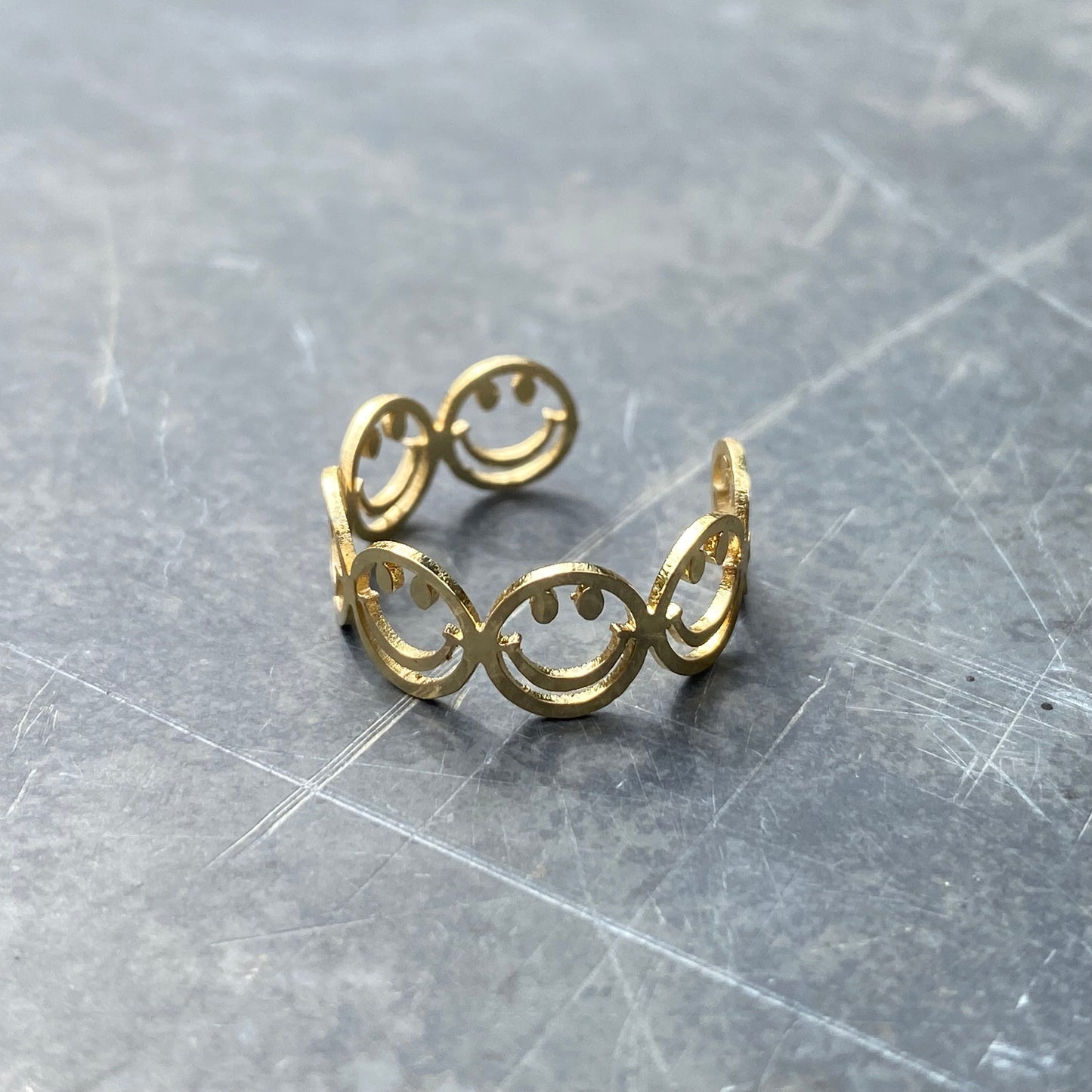 Adjustable Smiley Face Ring Gold
