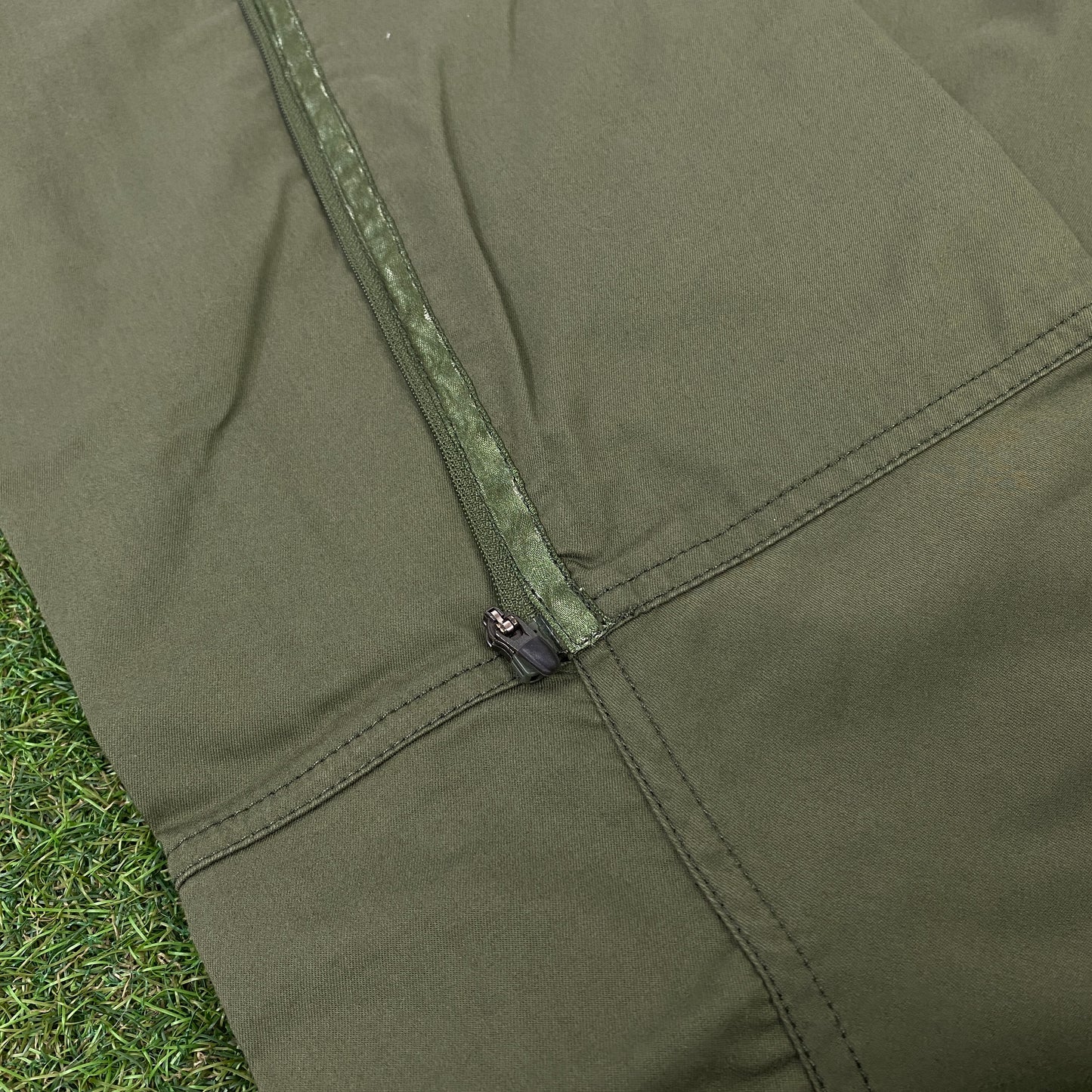 00s Nike Parachute Joggers Green XS