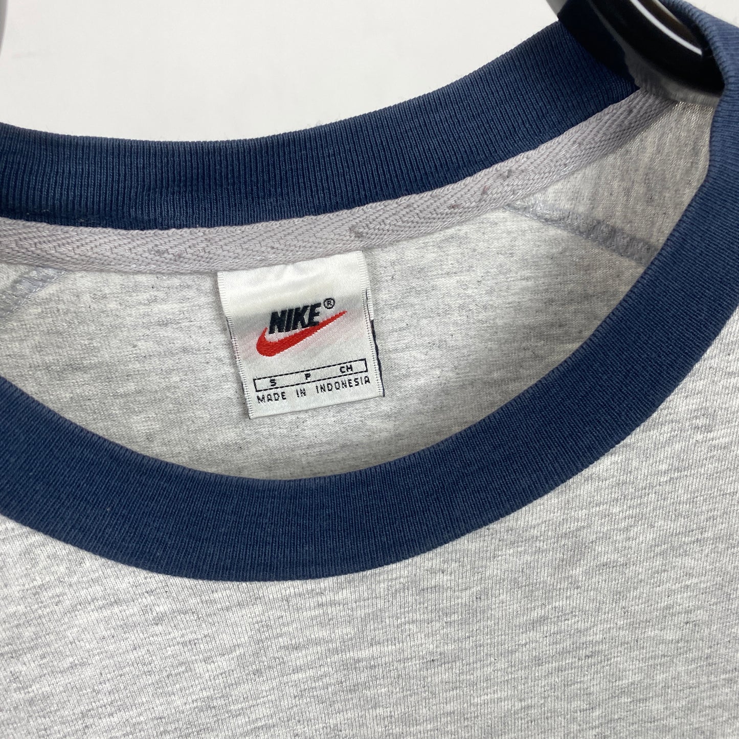 90s Nike Cropped T-Shirt Grey Small