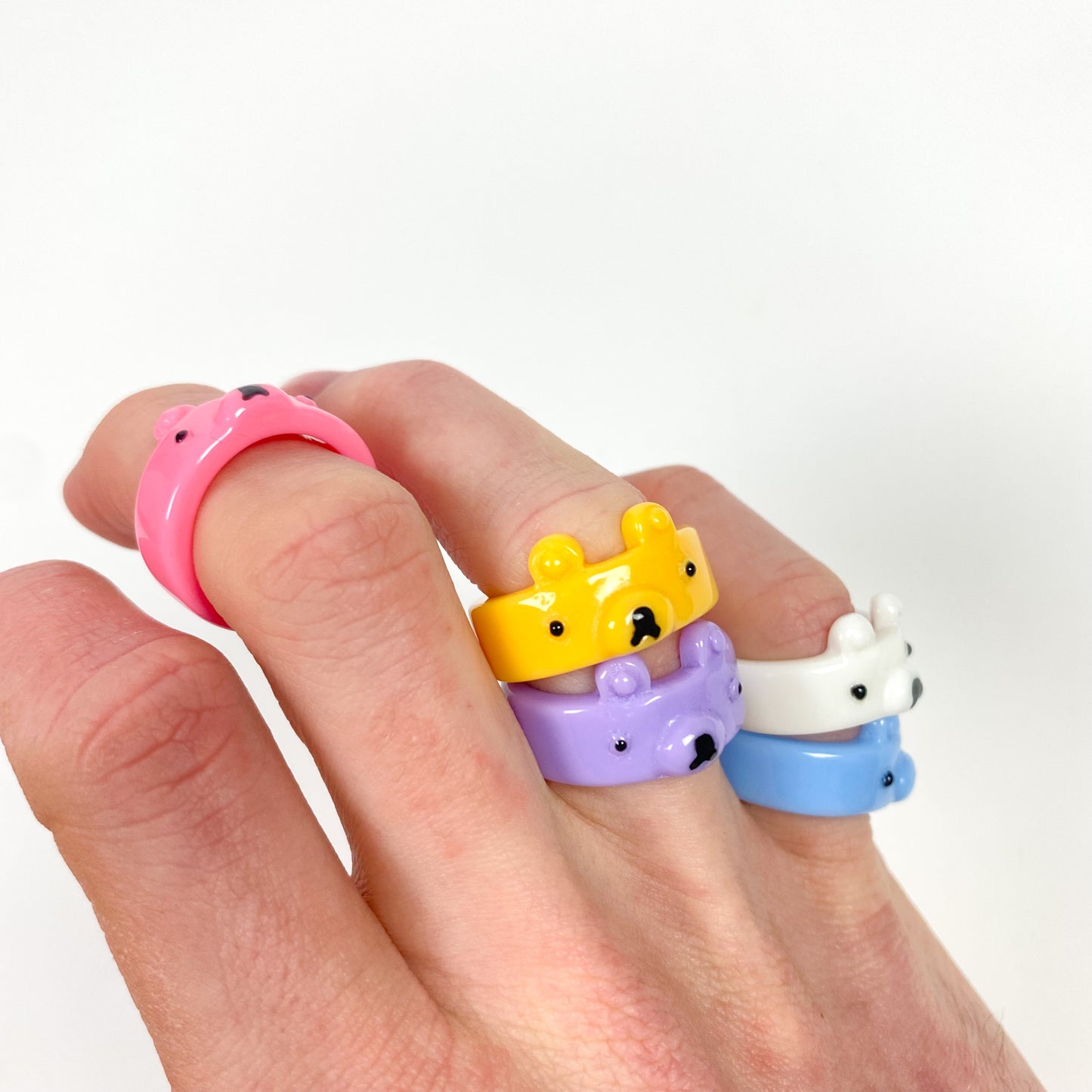 Retro Chunky Bear Ring White