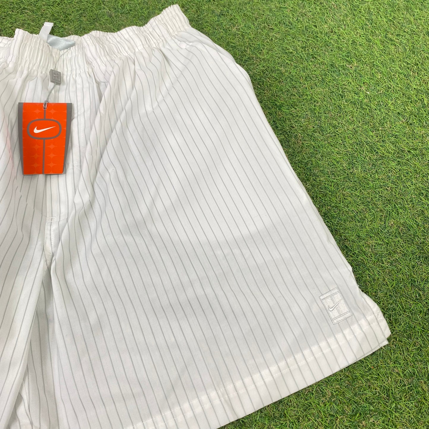00s Nike Challenge Court Tennis Shorts White XL