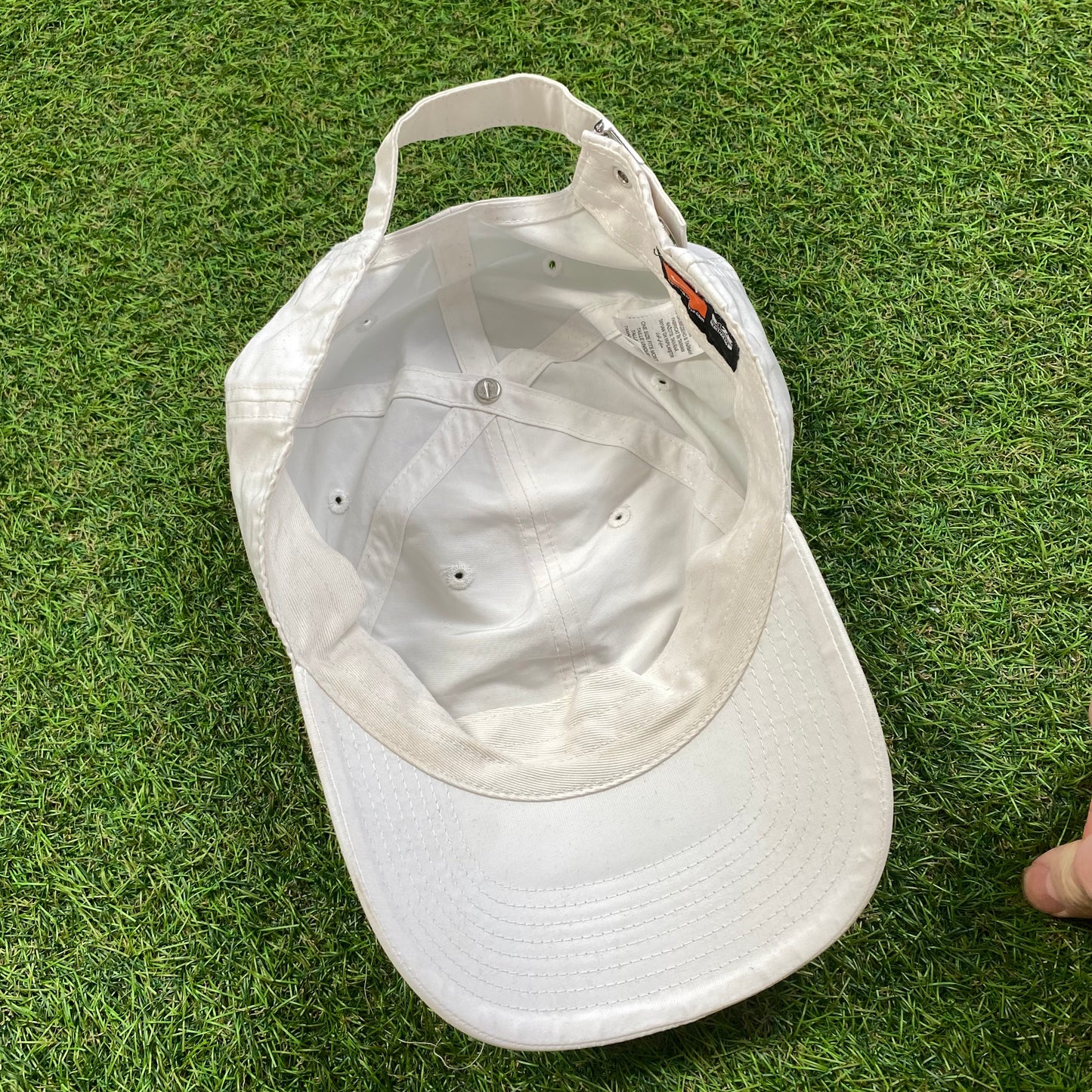 Vintage 90s Nike Metal Swoosh Hat White