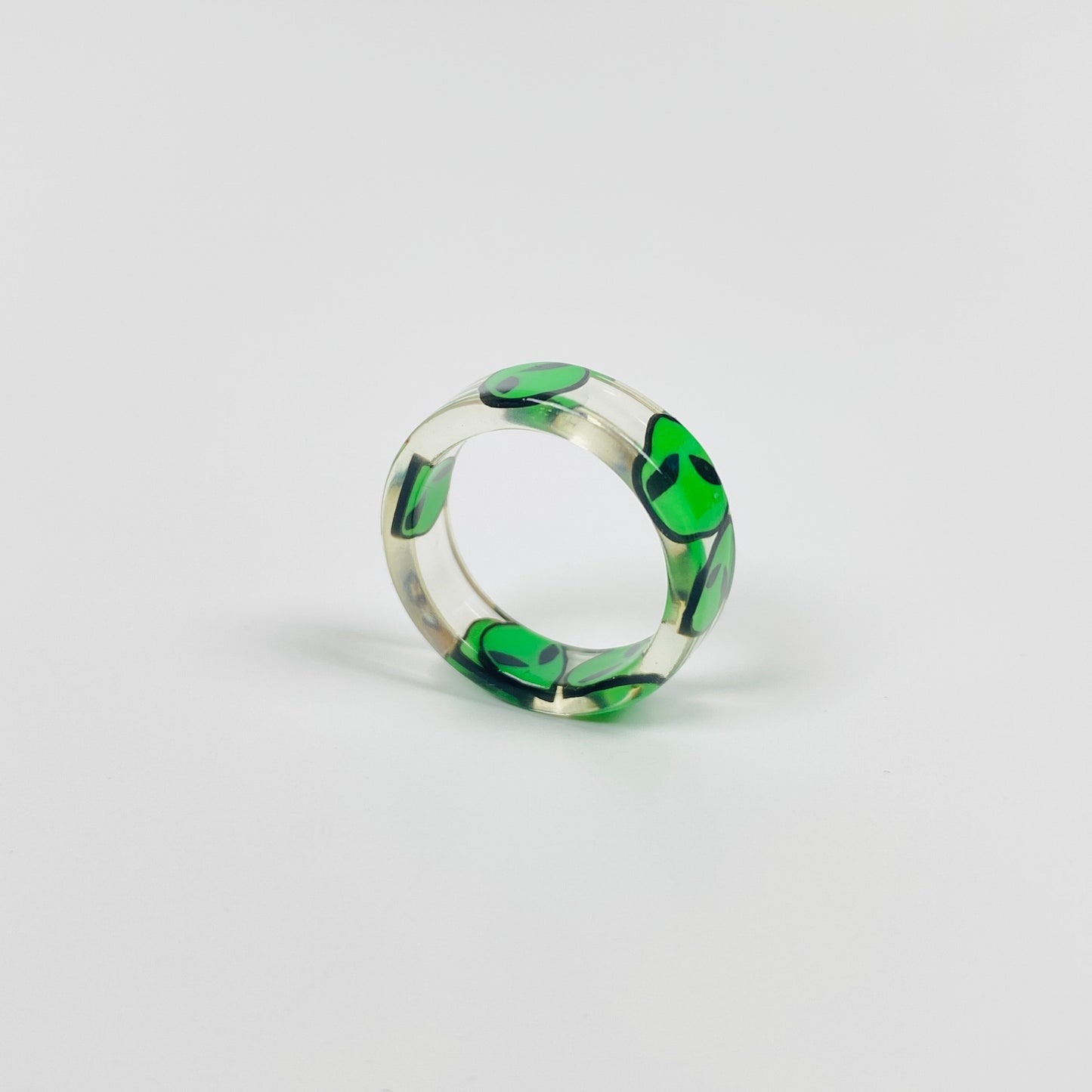 Vintage Retro Alien Resin Ring Green