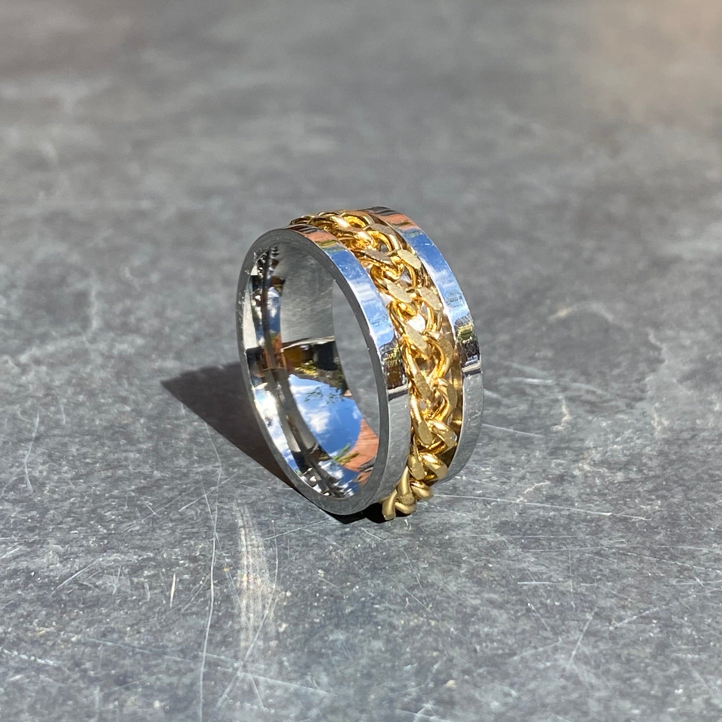 Chain Link Circular Ring Silver Gold