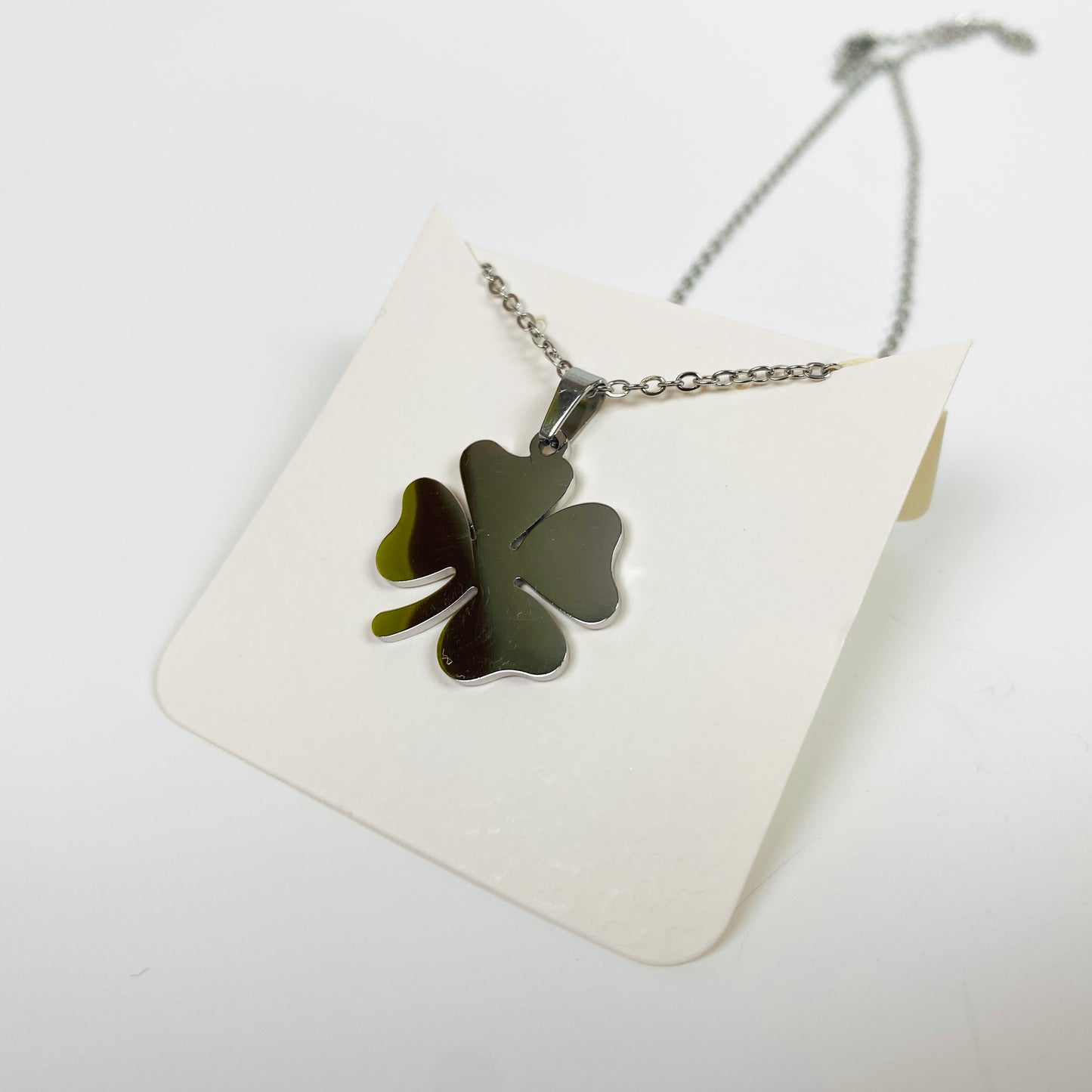 Vintage Retro Shamrock Necklace Chain Silver