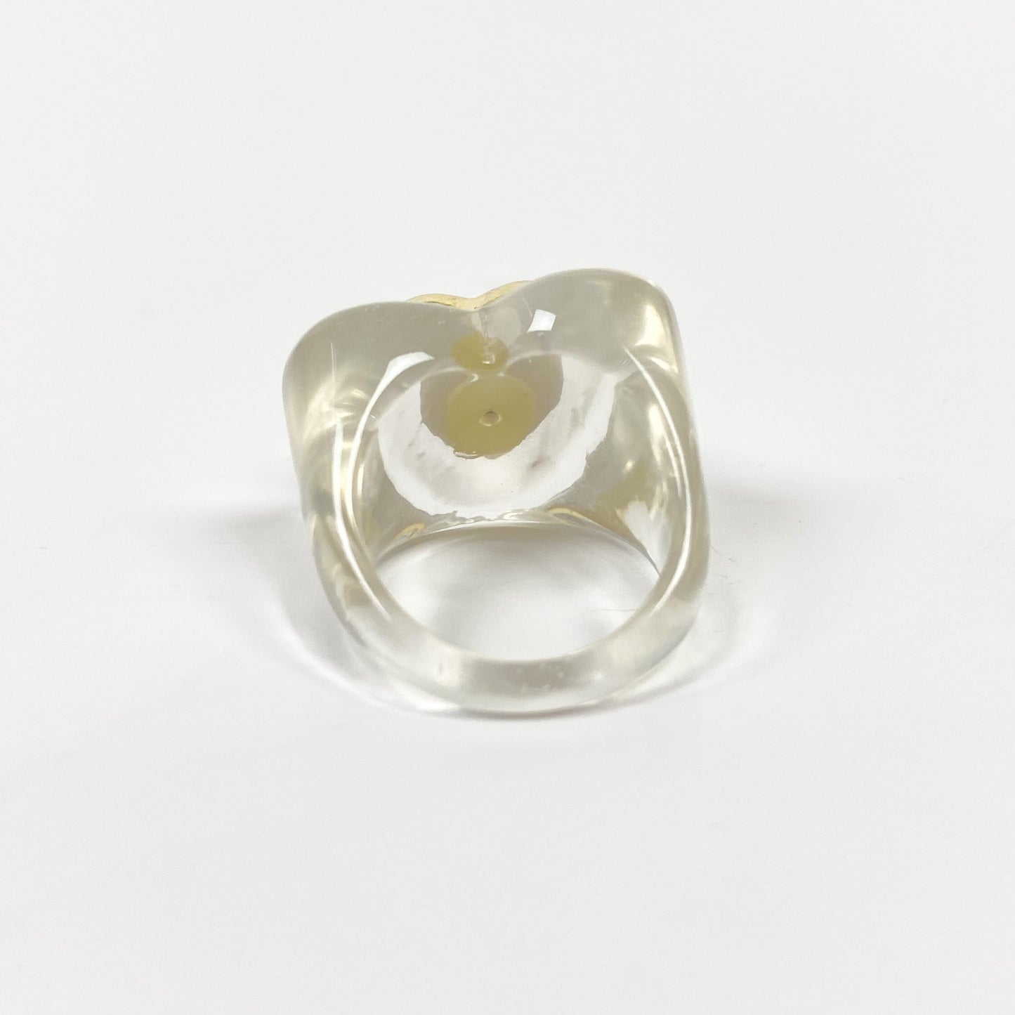 Retro Chunky Heart Ring Clear
