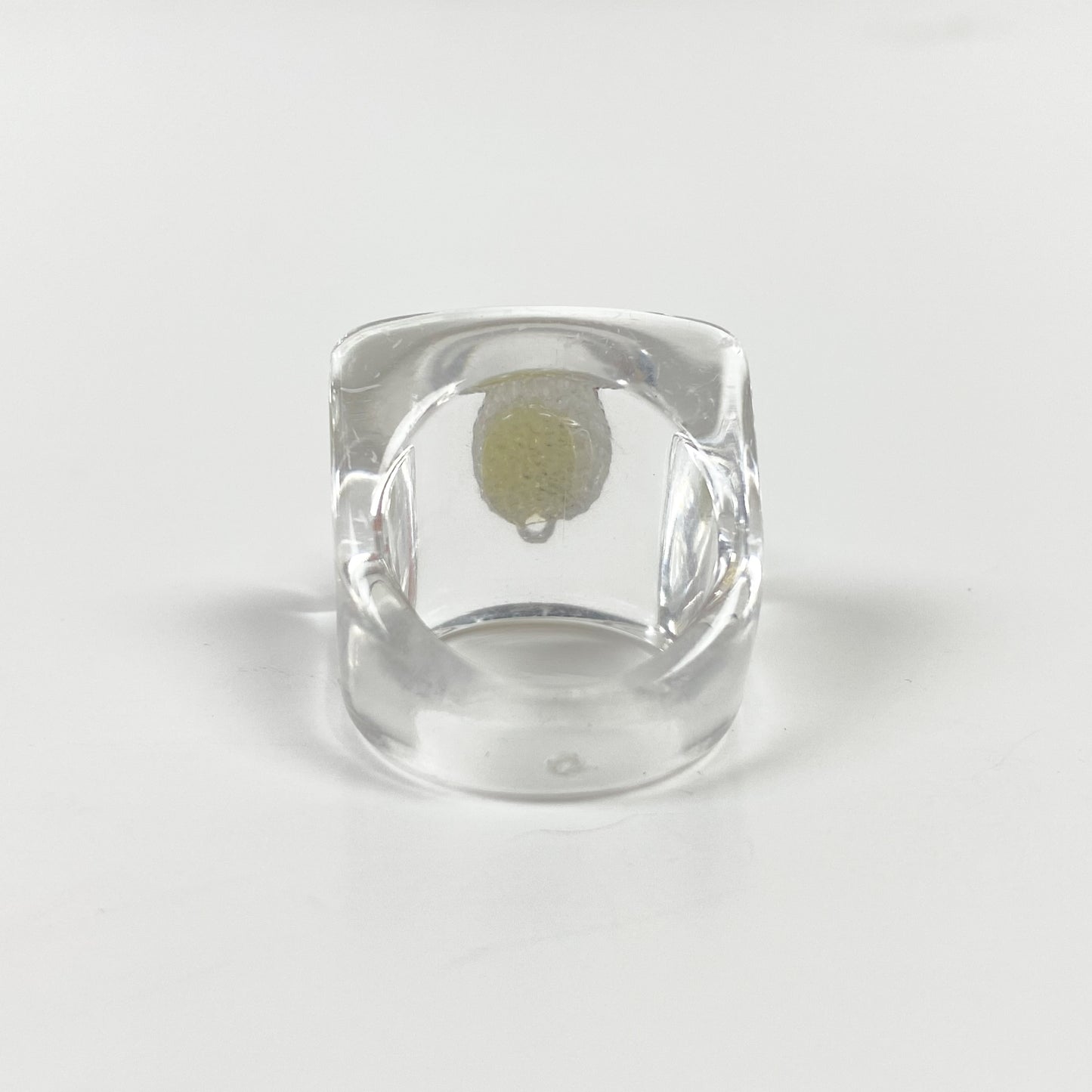 Retro Chunky Heart Ring Clear