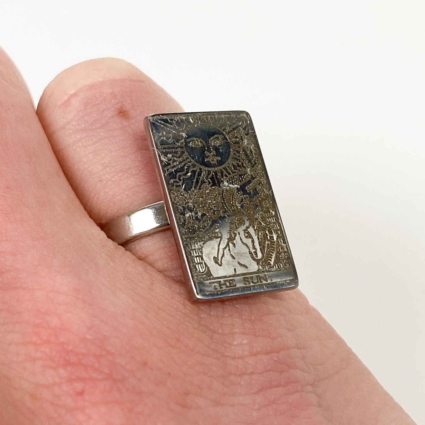 Vintage The Sun Tarot Ring Silver