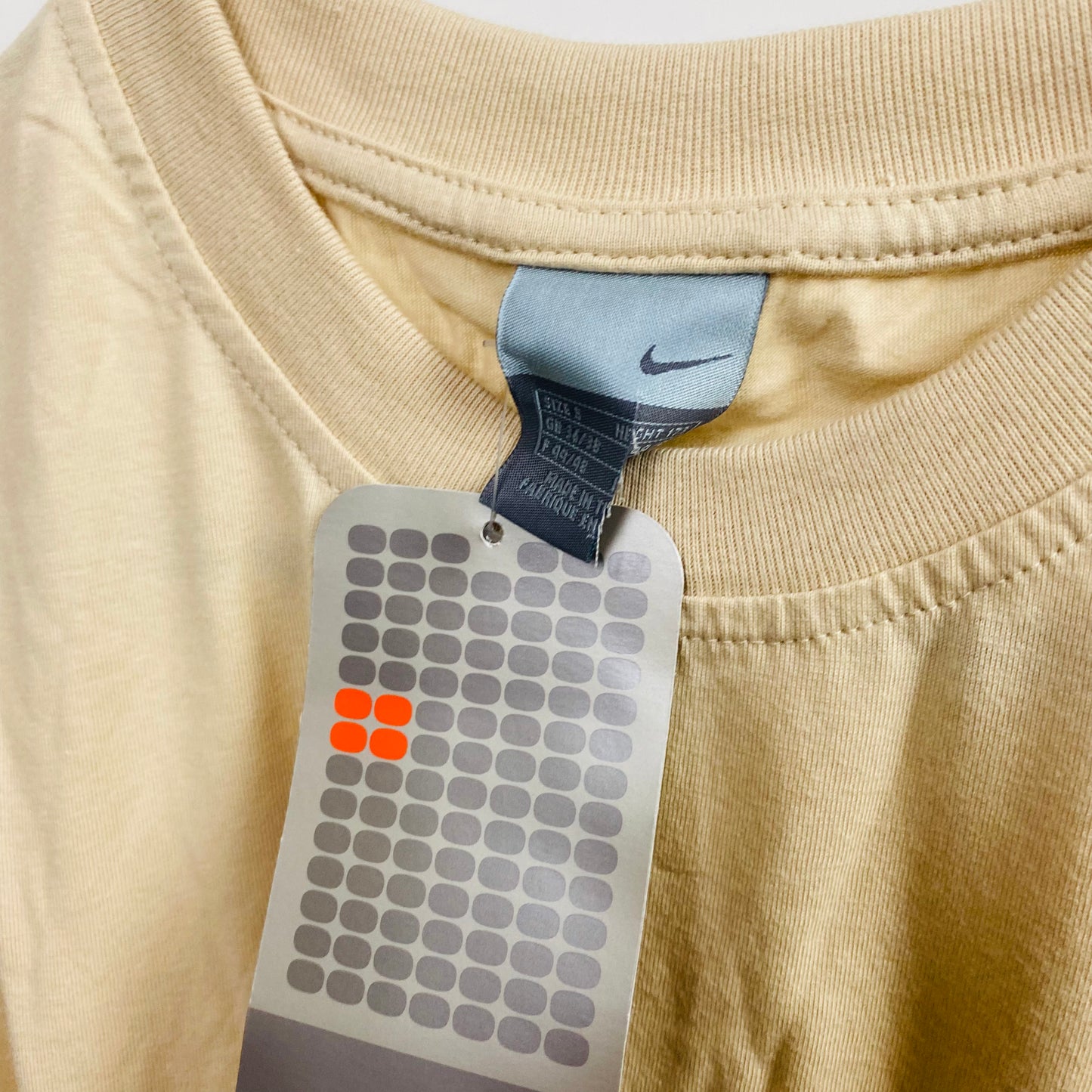 00s Nike T-Shirt Brown Small