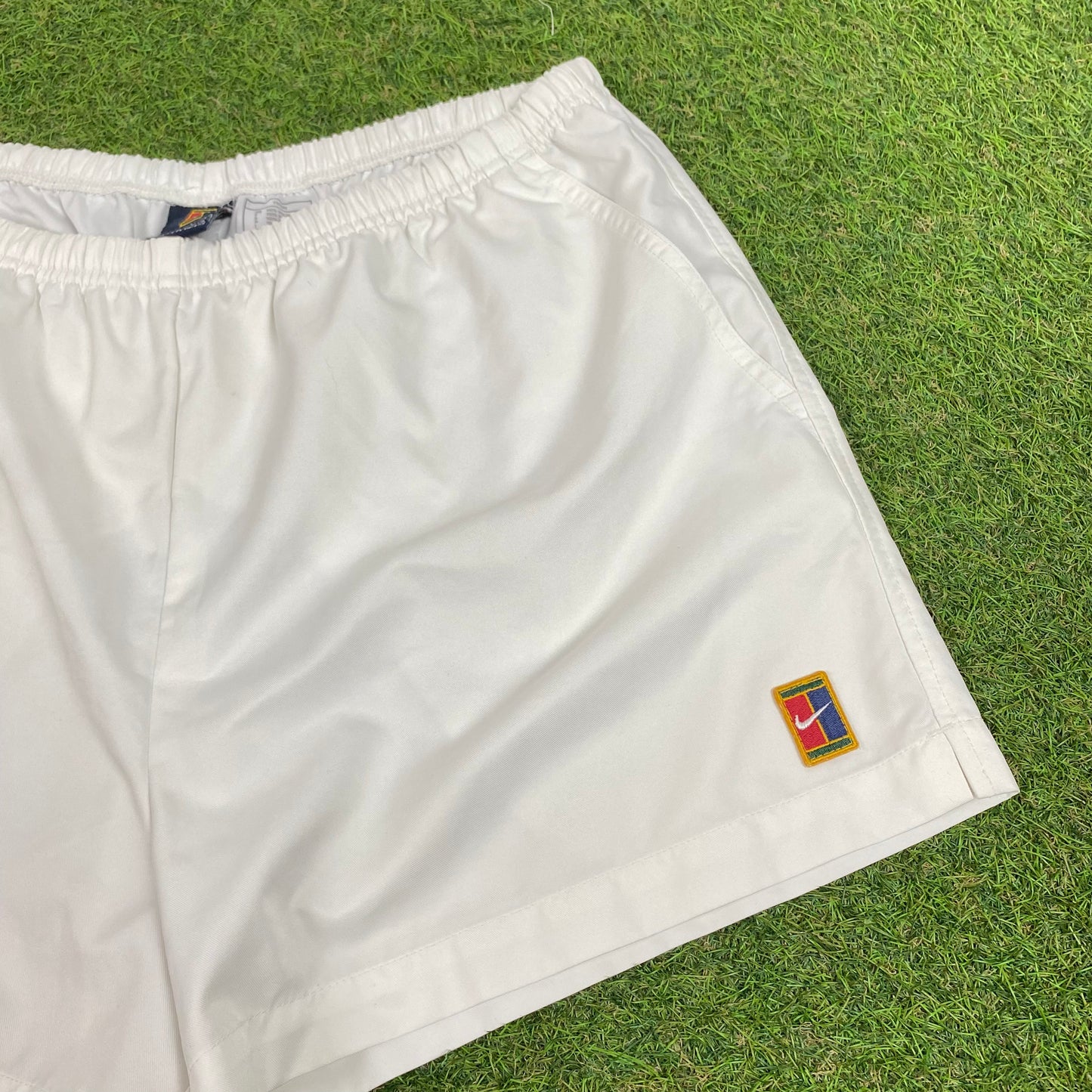 90s Nike Challenge Court Shorts White Large