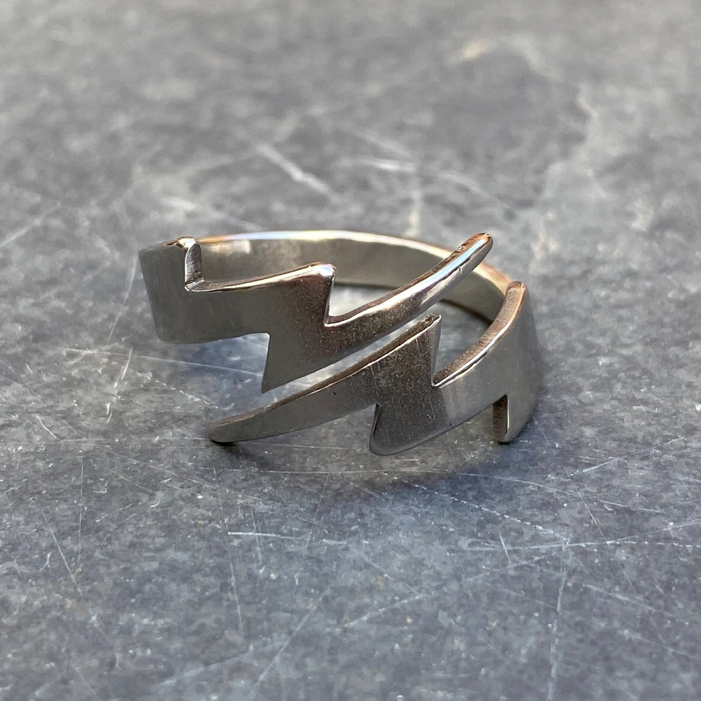 Vintage Style Lightning Ring Silver