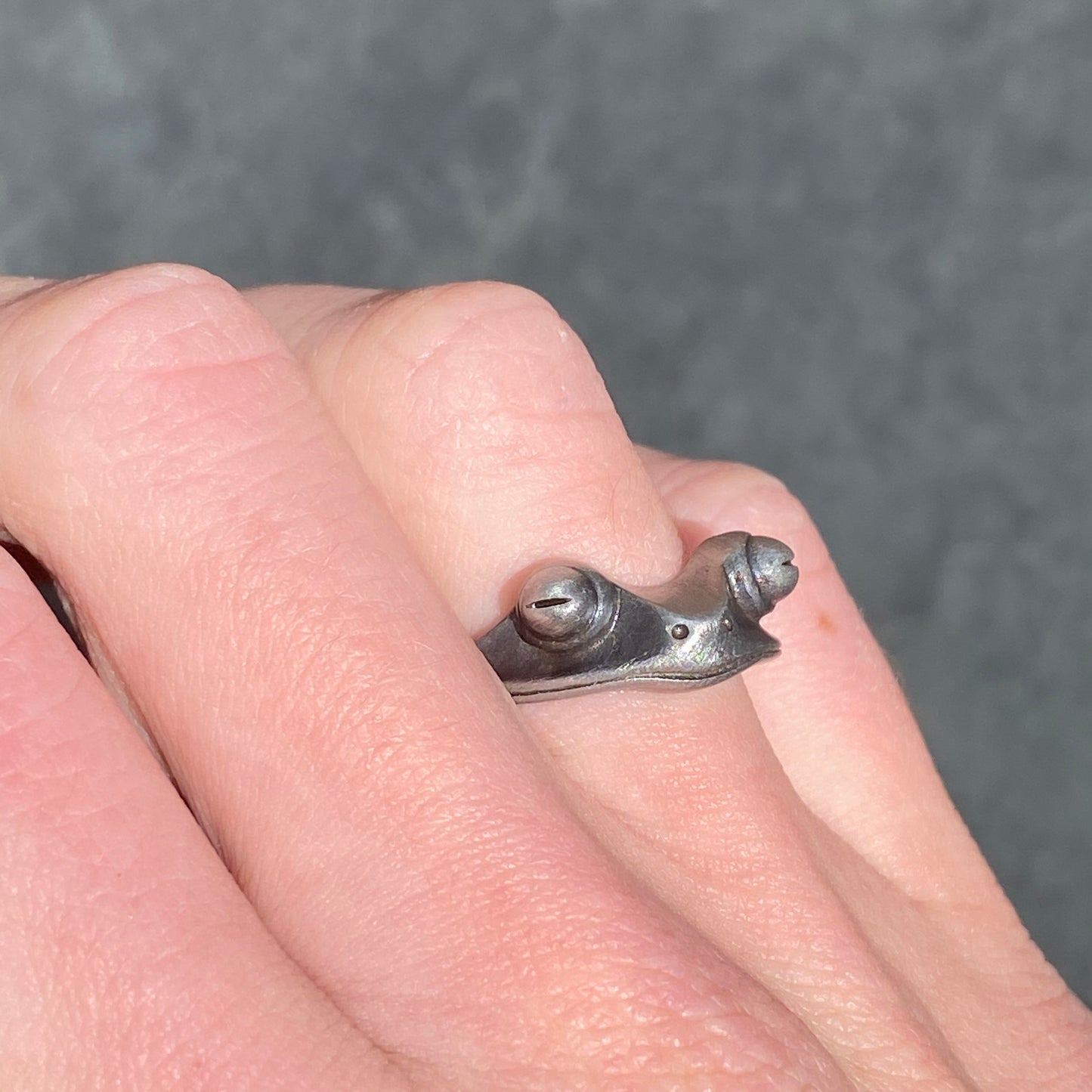 Adjustable Frog Ring Silver