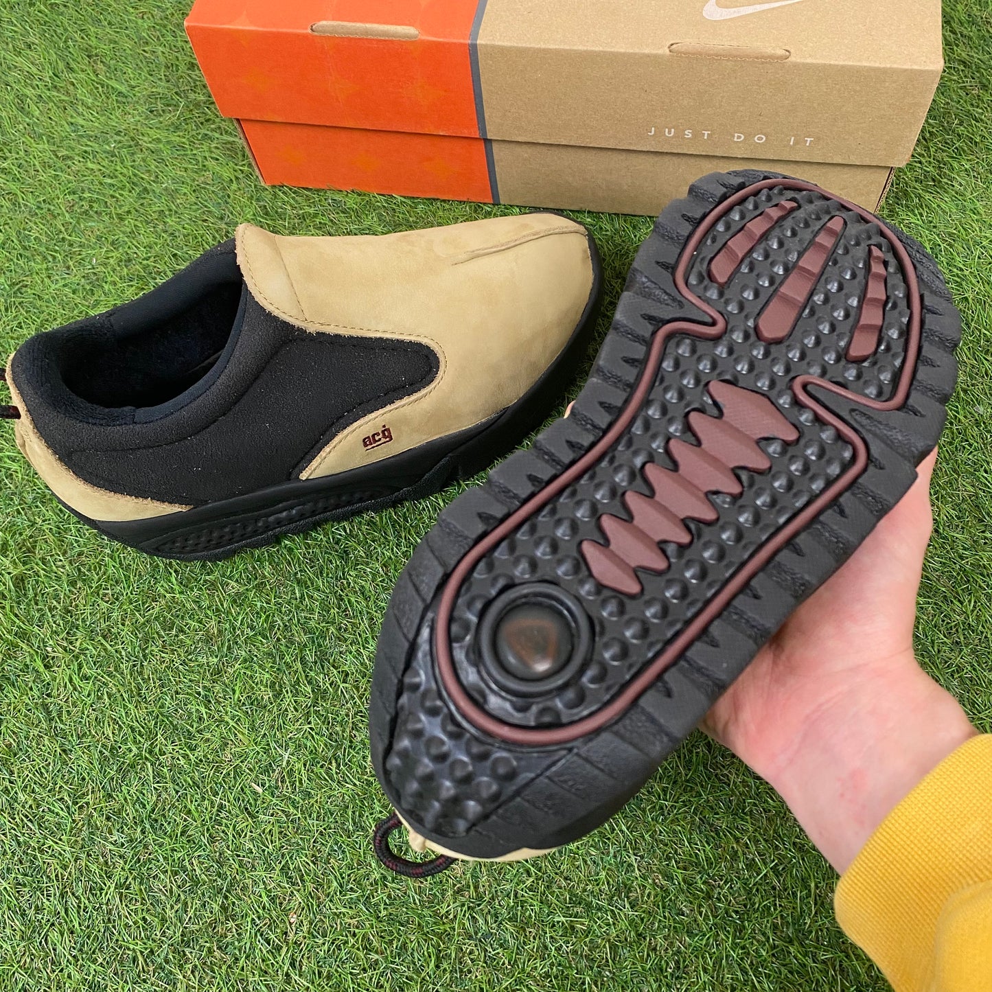 Vintage Nike ACG Ridgeback Trainers Shoes UK6