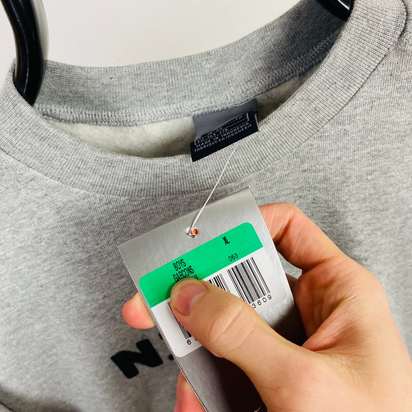 00s Nike Sweatshirt Grey Small