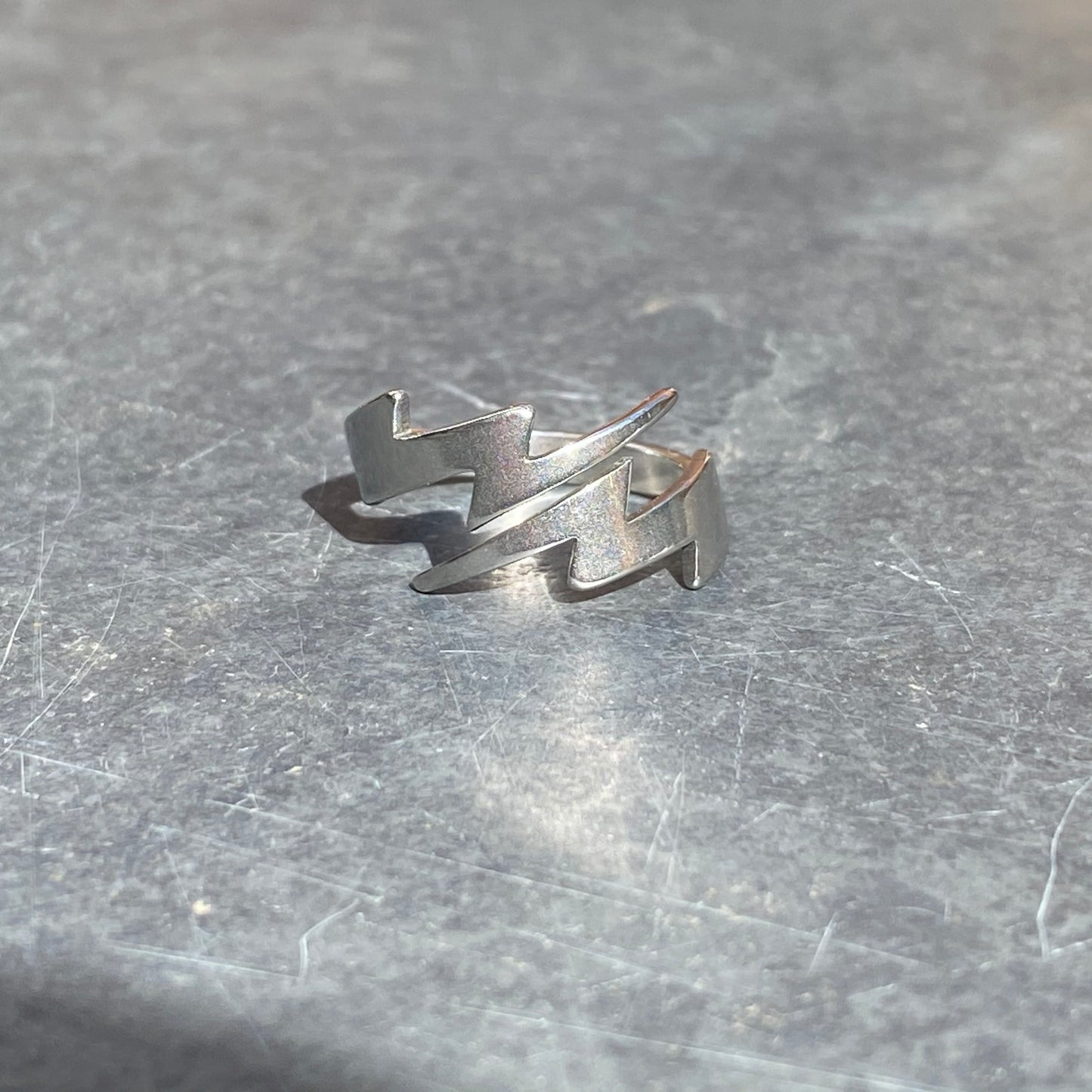 Vintage Style Lightning Ring Silver