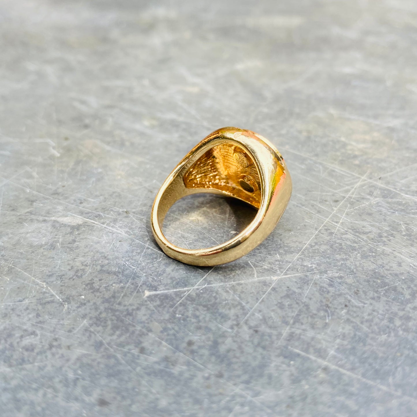Yin And Yang Ring Gold