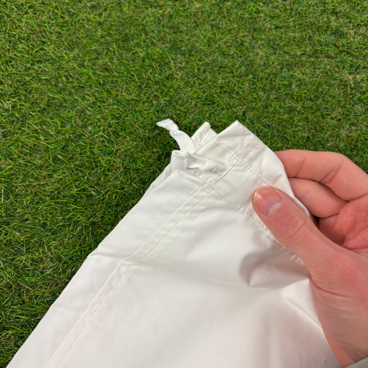 00s Nike Parachute Joggers White Medium