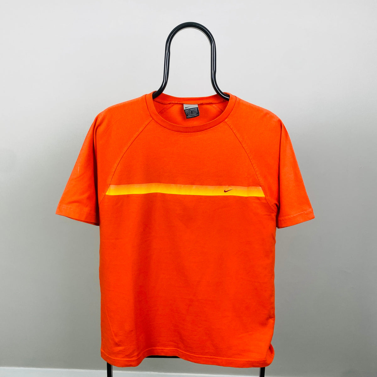 00s Nike T-Shirt Orange Small