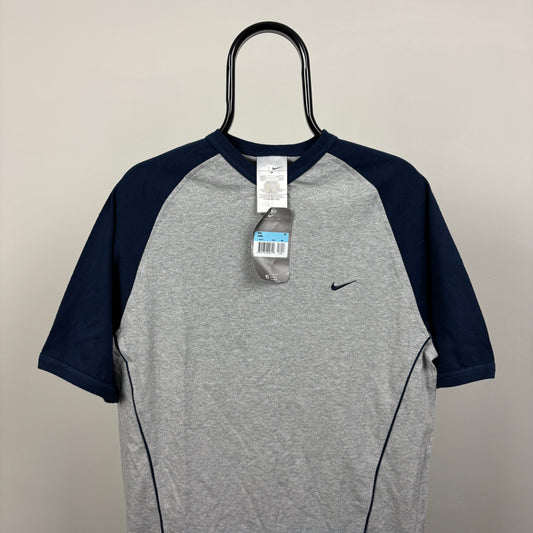 00s Nike Raglan T-Shirt Grey Medium