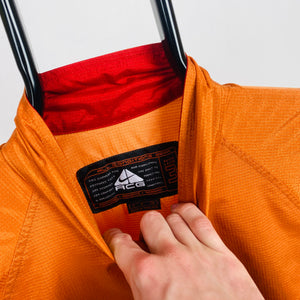 90s Nike ACG Packable Waterproof Windbreaker Jacket Orange Small