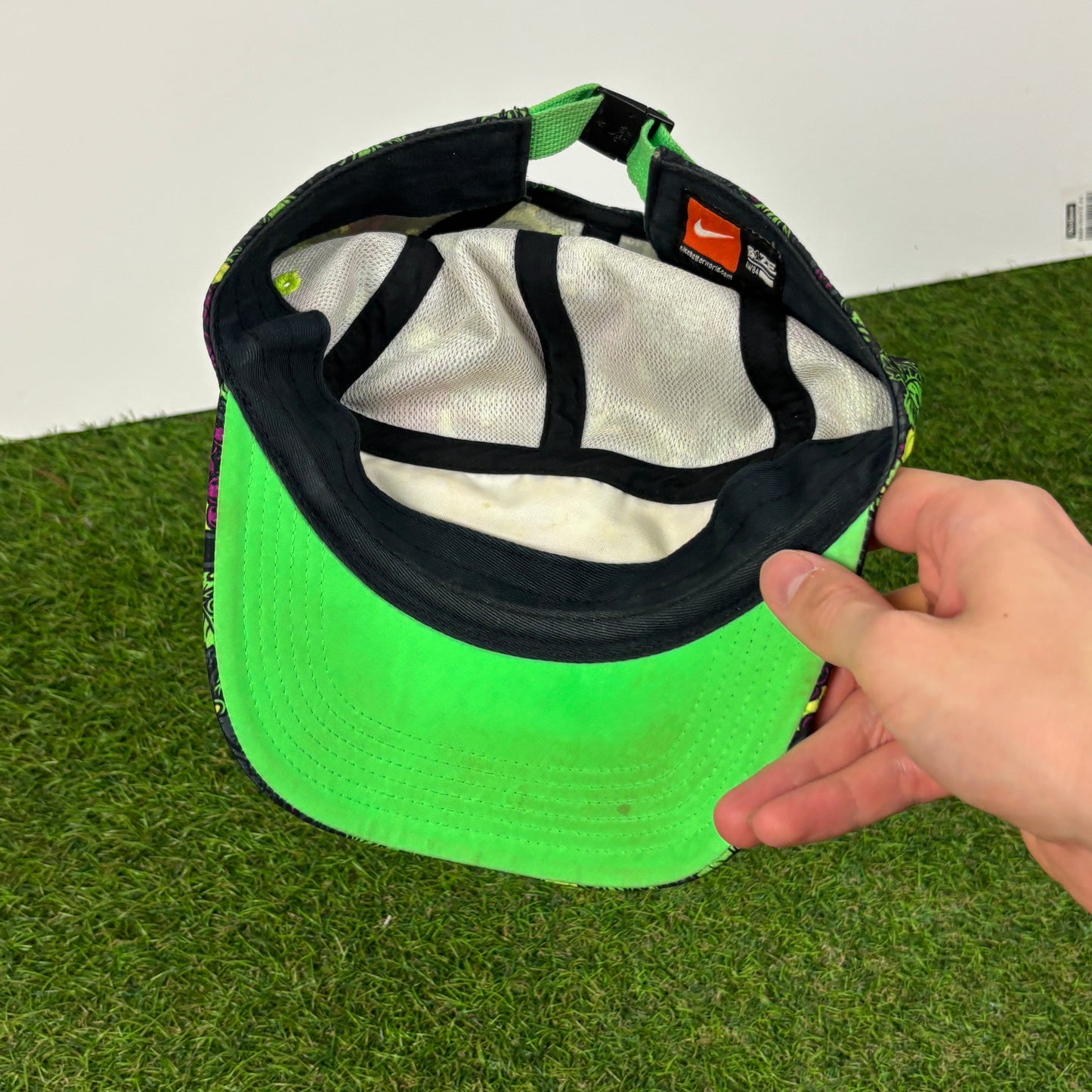 00s Nike AW84 Kobe 10 Green Vino Hat Black
