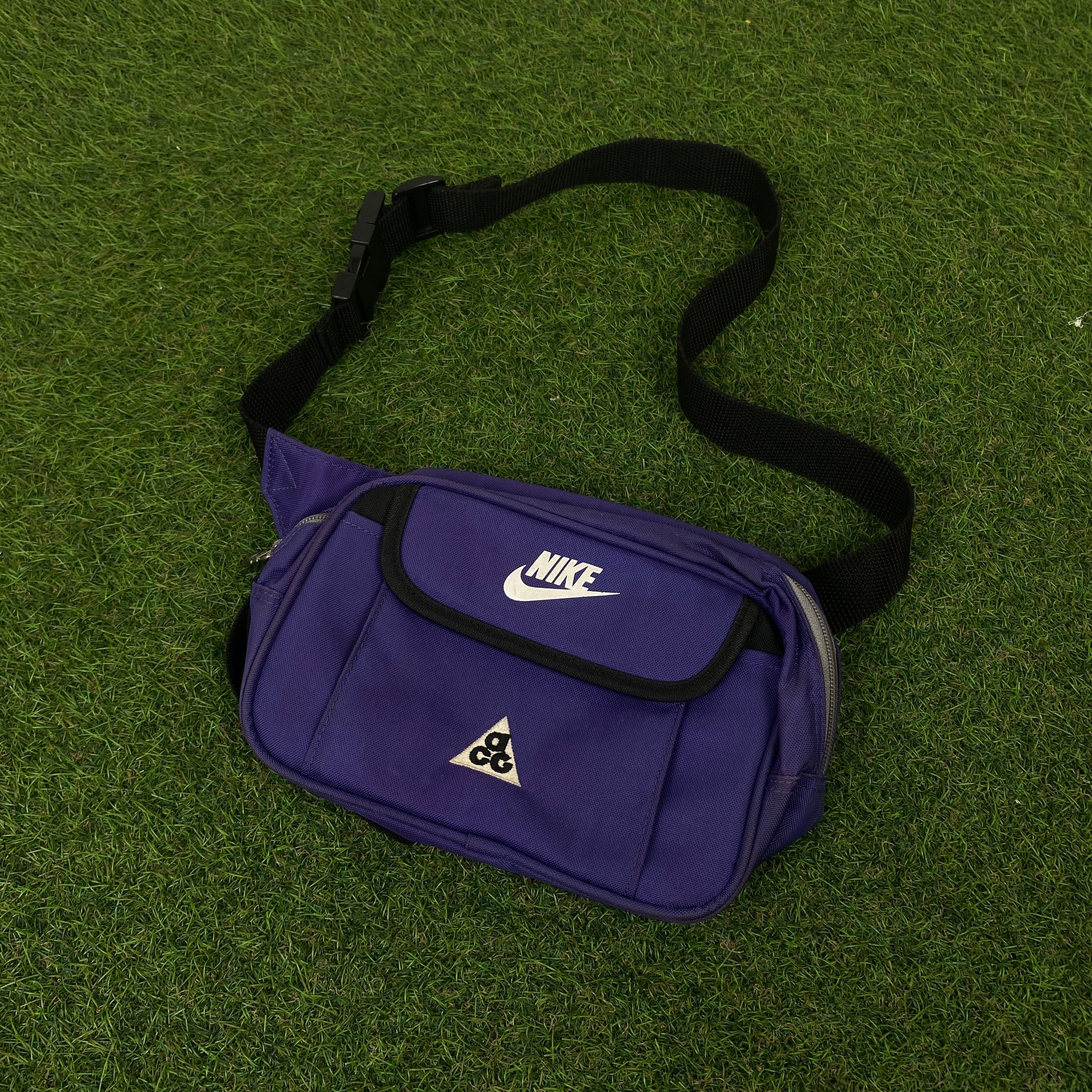 90s Nike ACG Sling Shoulder Bag Purple