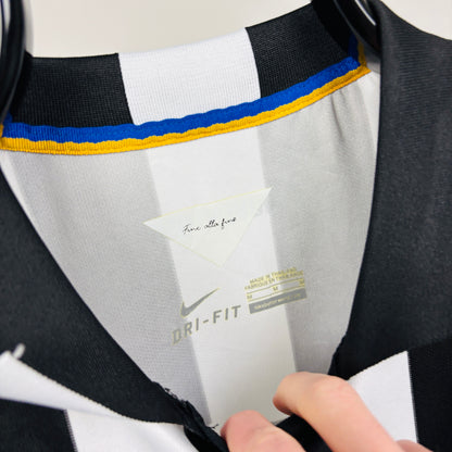 00s Nike Juventus Football Shirt T-Shirt White Medium