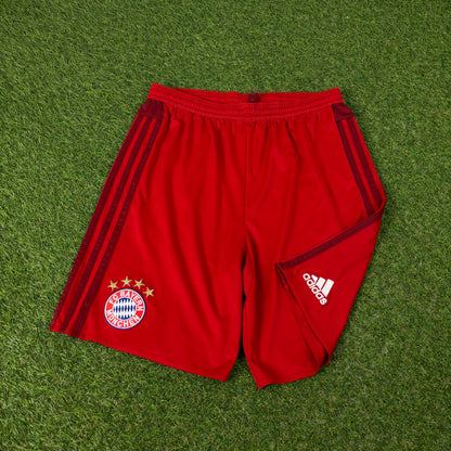 00s Adidas Bayern Munich Football Shorts Red Small