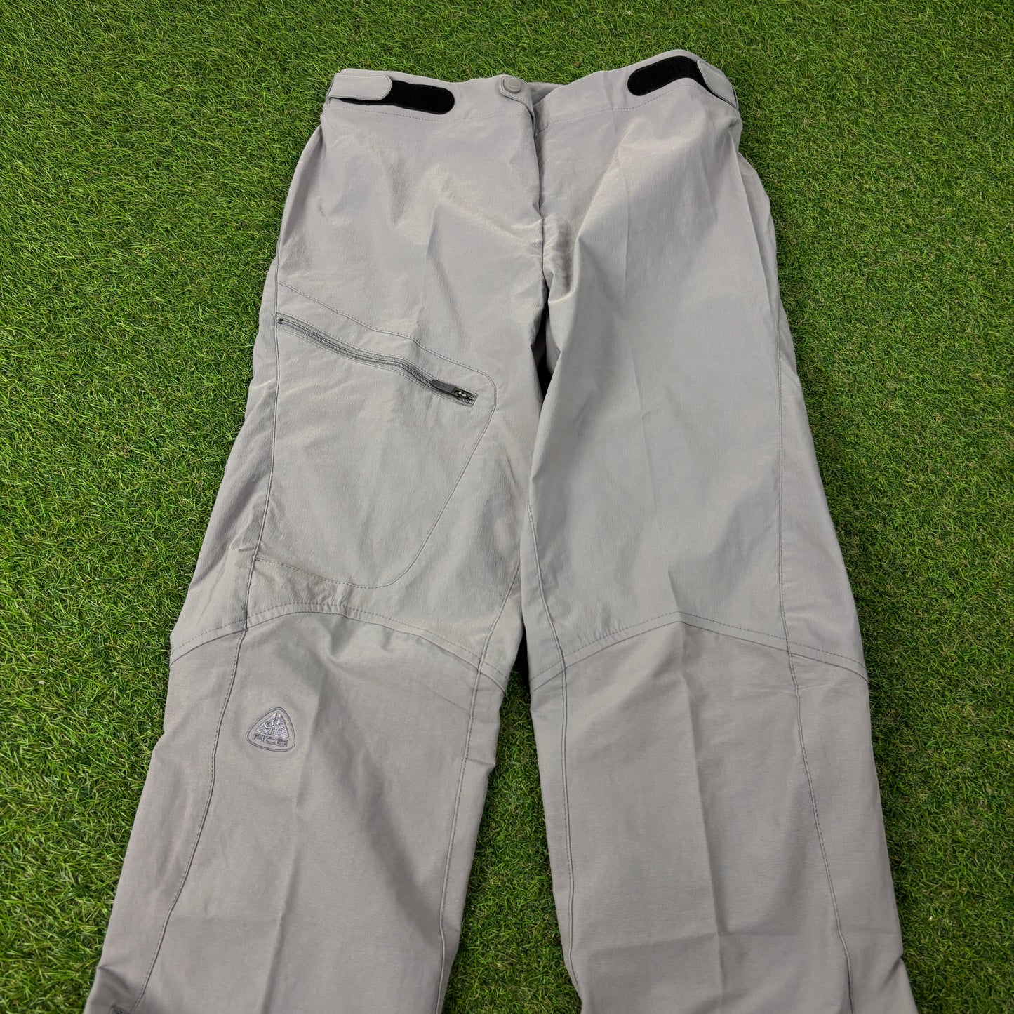 00s Nike ACG Trousers Joggers Grey Women’s Small