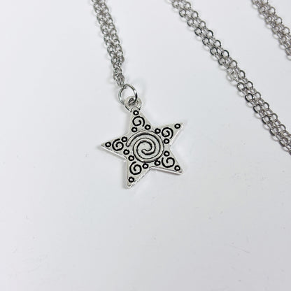 Vintage Star Charm Necklace Silver