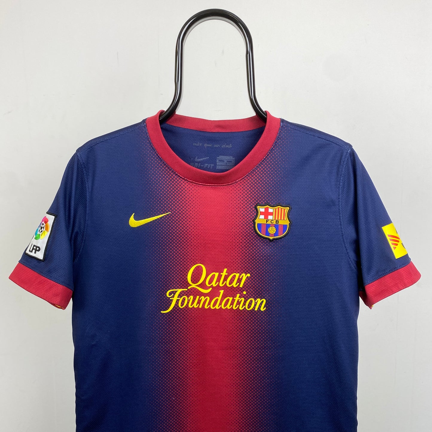 00s Nike Barcelona Football Shirt T-Shirt Red XS