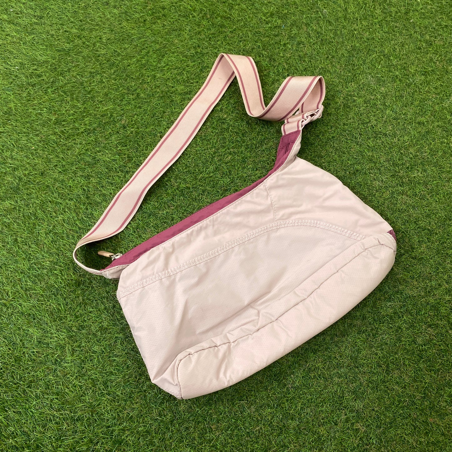 00s Nike Sling Shoulder Bag Pink