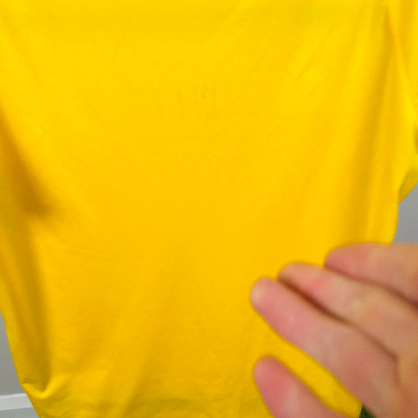 00s Nike Czech Republic Football Shirt T-Shirt Yellow Large