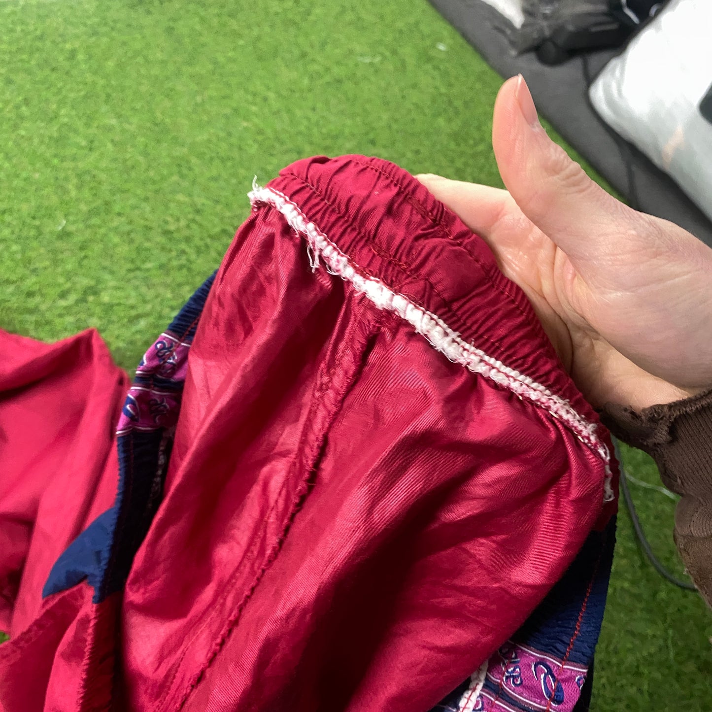 00s Asics Piping Joggers Red Large