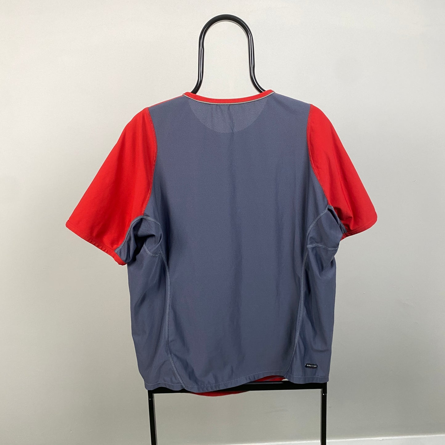 00s Nike Centre Swoosh T-Shirt Red Large