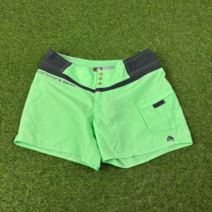 00s Nike ACG Shorts Green Large