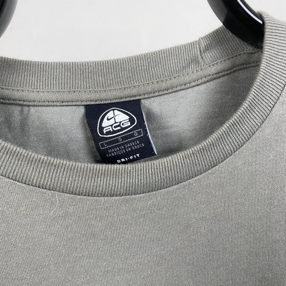 00s Nike ACG Braille T-Shirt Brown Large