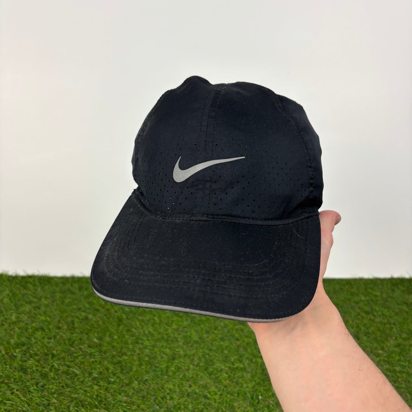00s Nike Featherlight Hat Black
