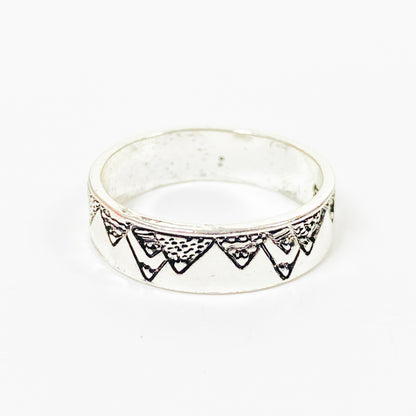 Retro Mountain Band Ring Silver