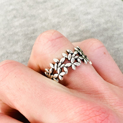 Vintage Adjustable Cluster Leaf Ring Silver