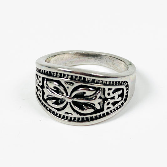Vintage Antique Fleur De Lis Ring