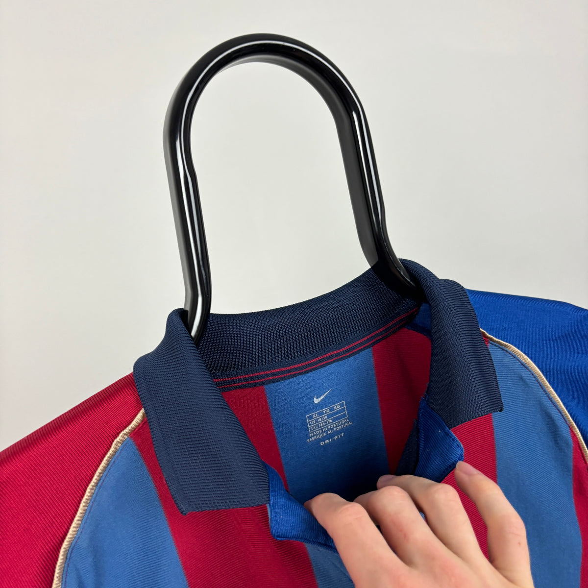90s Nike Barcelona Football Shirt T-Shirt Red Small