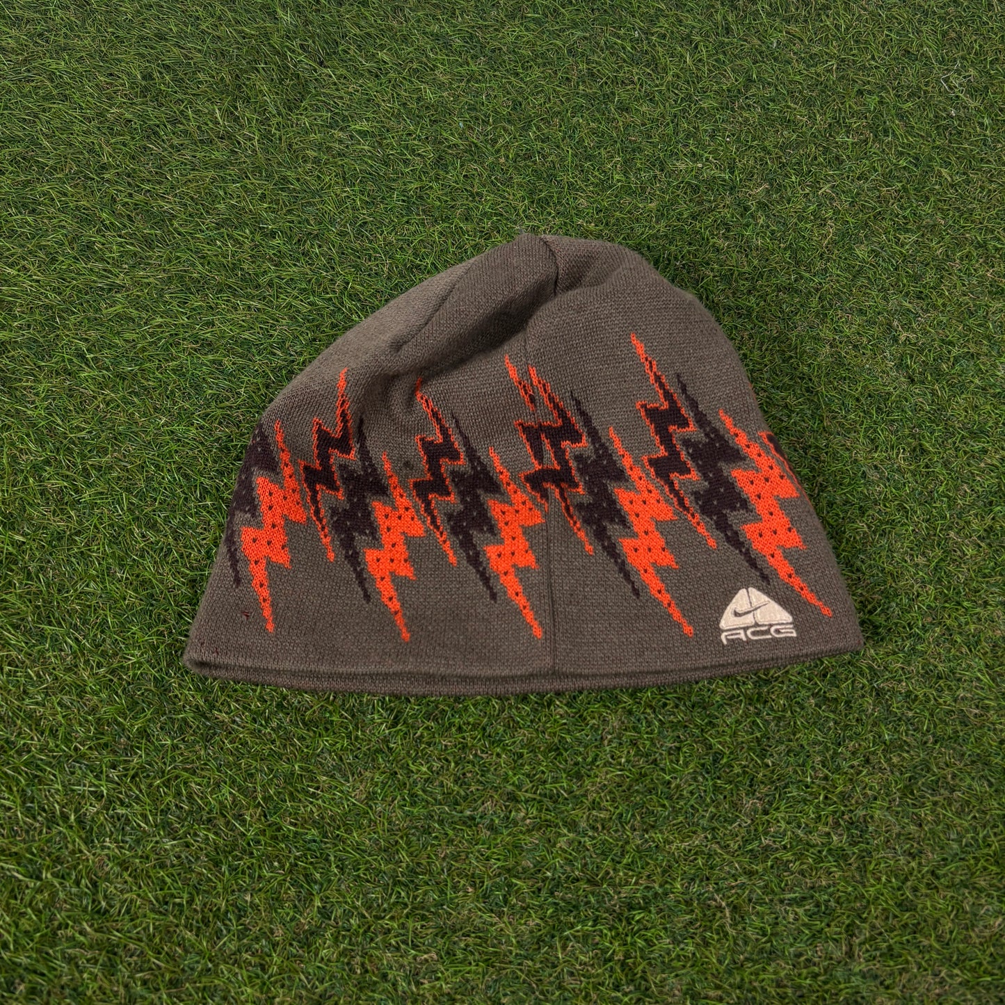 00s Nike ACG Lightning Beanie Hat Brown