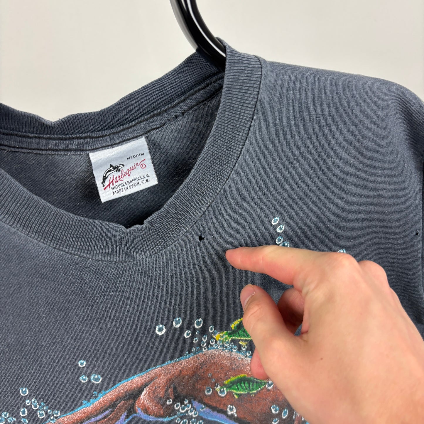 90s Harlequin Otter T-Shirt Black Medium