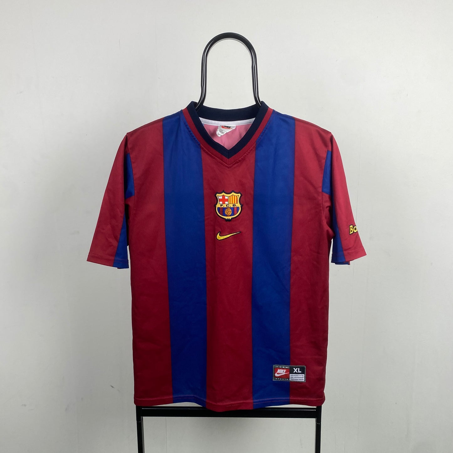 90s Nike Barcelona Football Shirt T-Shirt Red Small