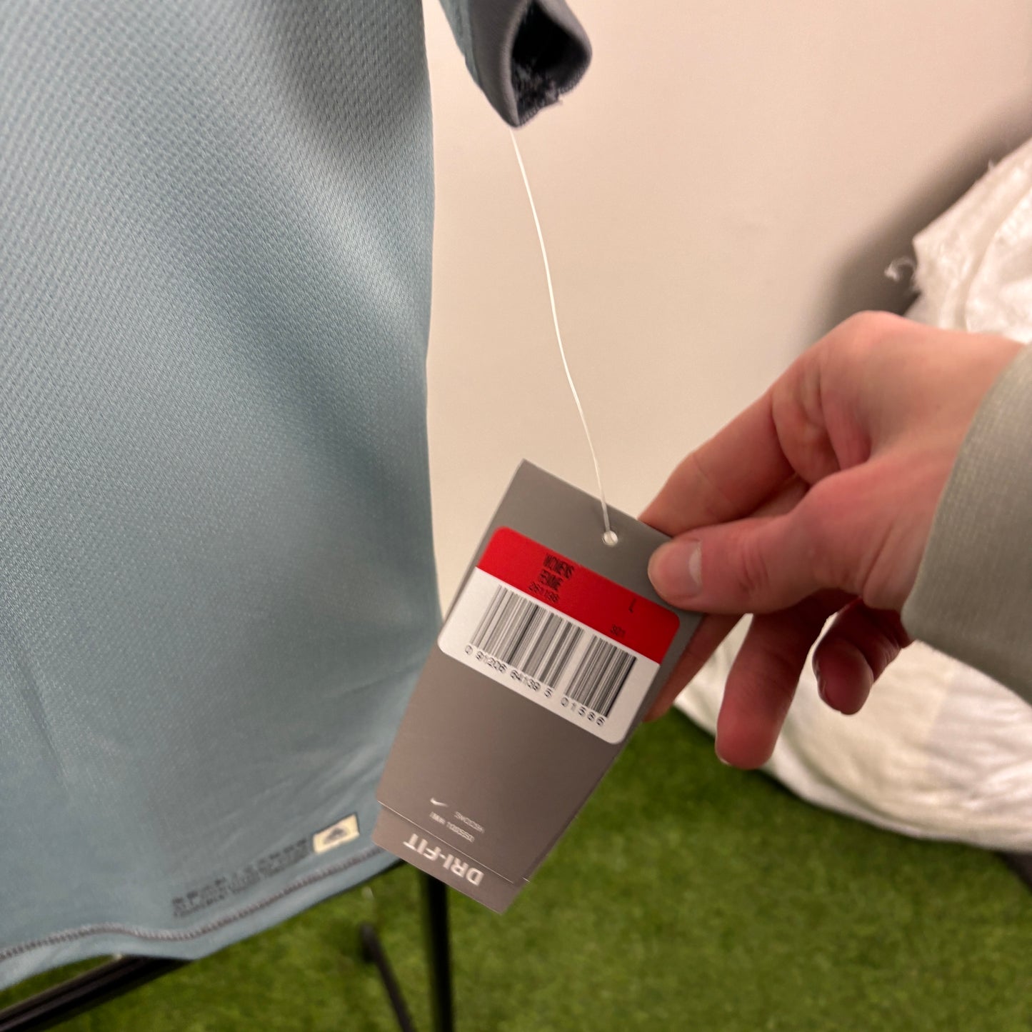 00s Nike ACG Base Layer T-Shirt Blue Women’s Large