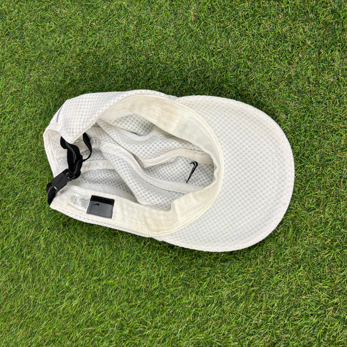 00s Nike Reflective 7 Panel Hat White