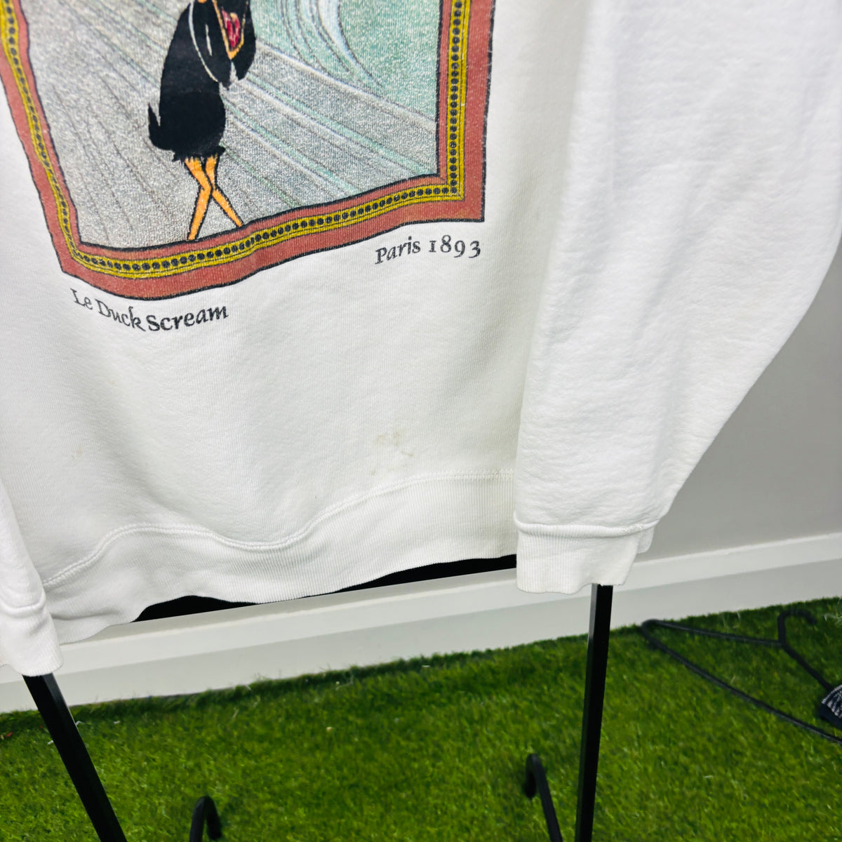 90s Looney Tunes Daffy Duck Scream Sweatshirt White Large