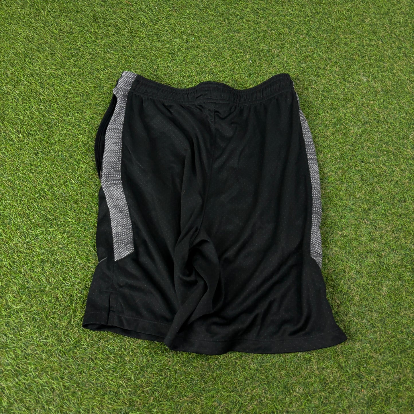 00s Nike Gym Shorts Black Small